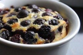 Quick dessert Recipes for Busy Moms - Easy Blueberry Clafoutis Dessert Recipe for Busy Moms Easy Blueberry Clafoutis Dessert Recipe for Busy Moms
