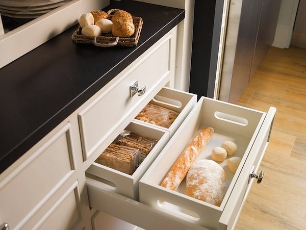 http://www.eatwell101.com/wp-content/uploads/2013/03/Drawers-starage-idea.jpg