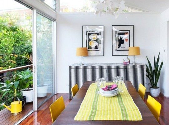 Add-Pops-Of-Color-To-A-Dining-1-e1366294084523