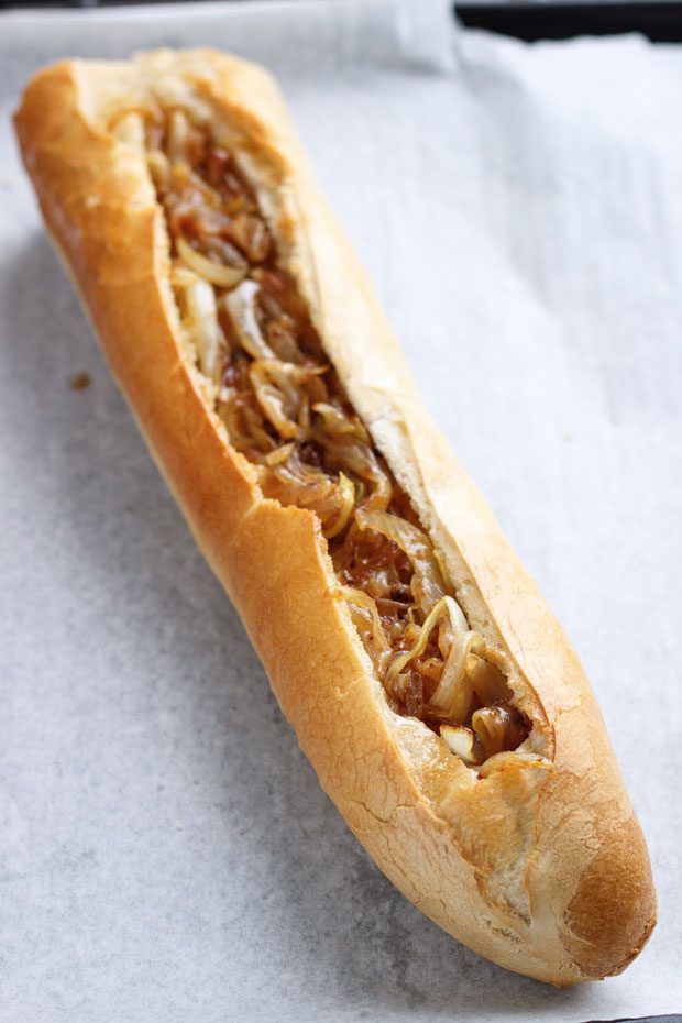Caramelized Onion Egg Bread Boats Recipe — Eatwell101