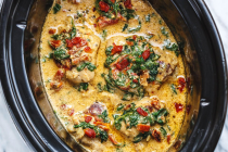 Crock-Pot Tuscan Garlic Chicken - Creamy, packed with flavors and so easy to prep!