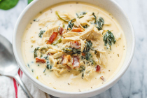 Instant Pot Crack Chicken Spinach Soup - Packed with flavors and so speedy to prep, this Instant Pot crack chicken spinach soup is your next favorite!