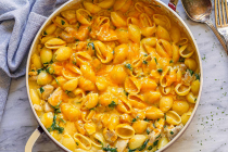 Cheesy Spinach Chicken Pasta recipe