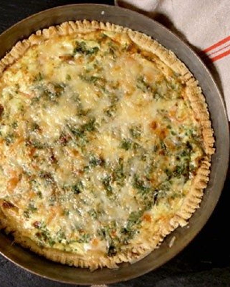 Salmon Quiche with Cilantro - #recipe by #eatwell101 - https://www.eatwell101.com/quiche-recipe-salmon-quiche-recipe-cilantro