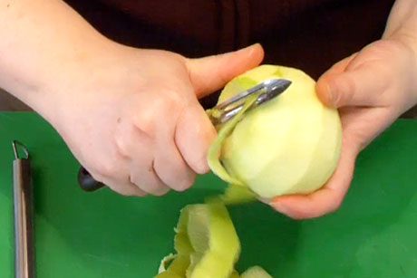 How to Quickly Cut an Apple to Make an Apple Pie - Apple Cut Lining