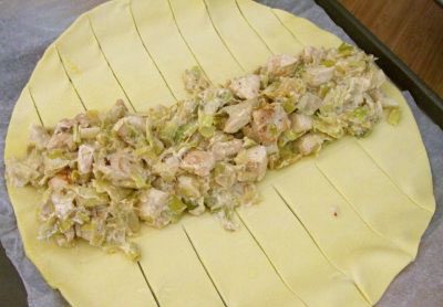 Braided Puff Pastry Recipe - Chicken and Leeks Braided Puff Pastry - How to Braid Puff Pastry