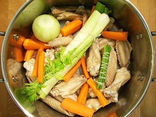 Chicken stock recipes - Homemade chicken stock