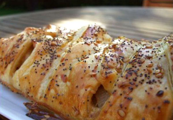Easy ChickenRecipes for Busy Moms - Chicken Breast and Leeks in a Puff Pastry image