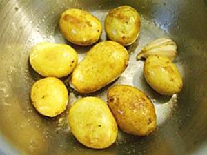 potato grilled recipe - baked potato garnish