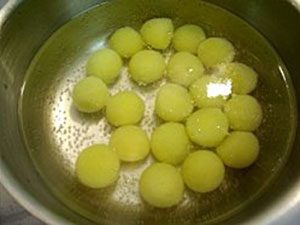 Homemade potato balls recipes — Easy Fried Potatoes Beads Side Dish image