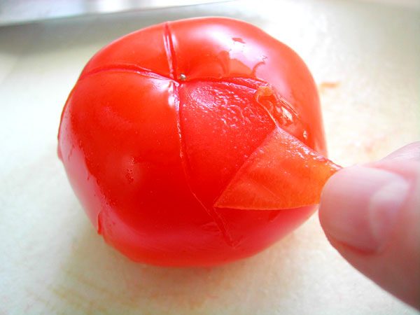 How to blanch tomatoes image