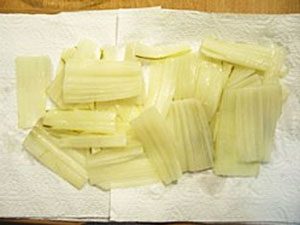 learn to cut swiss chards - swiss chards recipes image