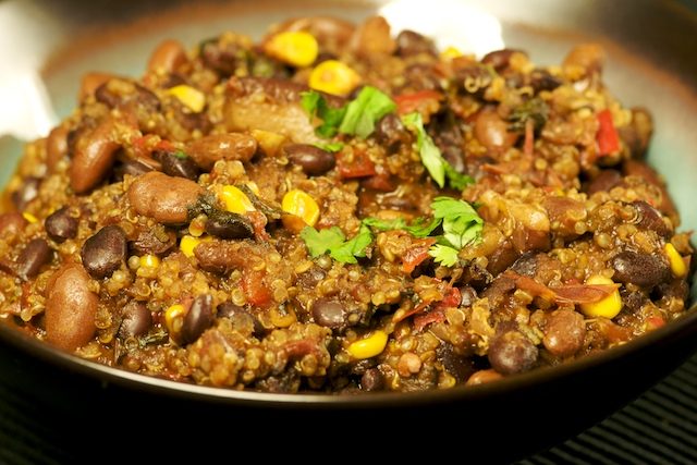 learn to cook bean quinoa chili recipe image