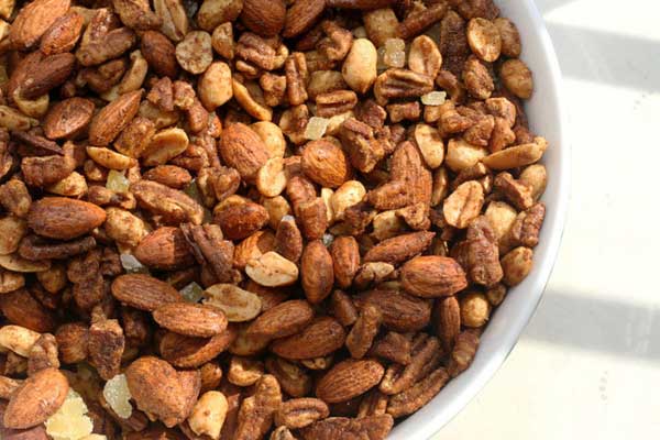 Healthy Spiced Nut Mix Snacking recipe image