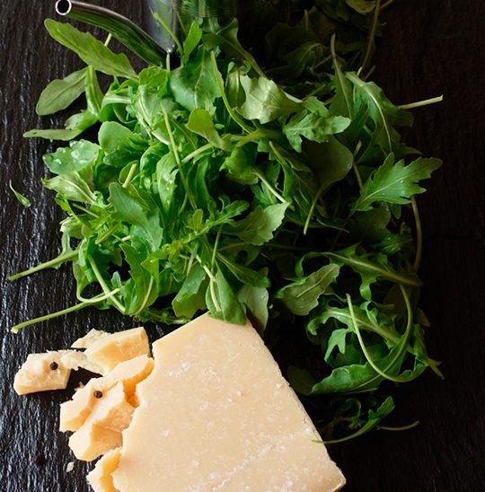 how ot make pesto with arugula