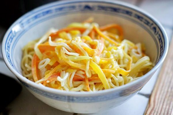 Spaghetti with Zucchini, Carrot & Yellow Pepper