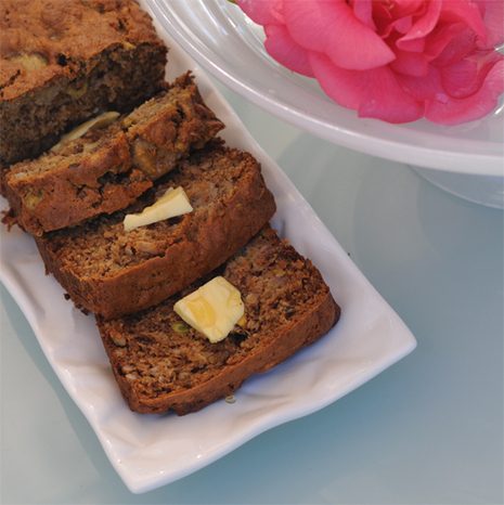 how to make a pistachio banana bread image