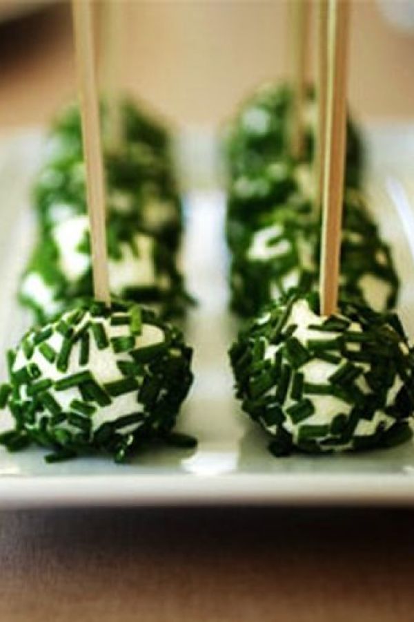 Mini goat cheese amuse bouches - #recipe by #eatwell101 - https://www.eatwell101.com/goat-cheese-appetizer-recipes-goat-cheese-appetizer-ideas