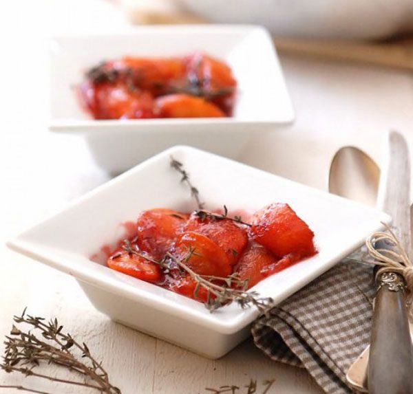 Cooked Peaches with Raspberry Sauce