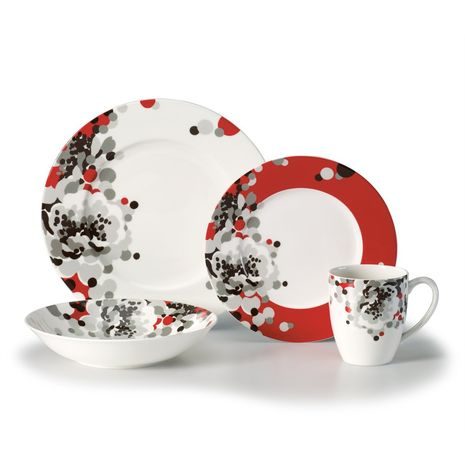 white red flower design plates