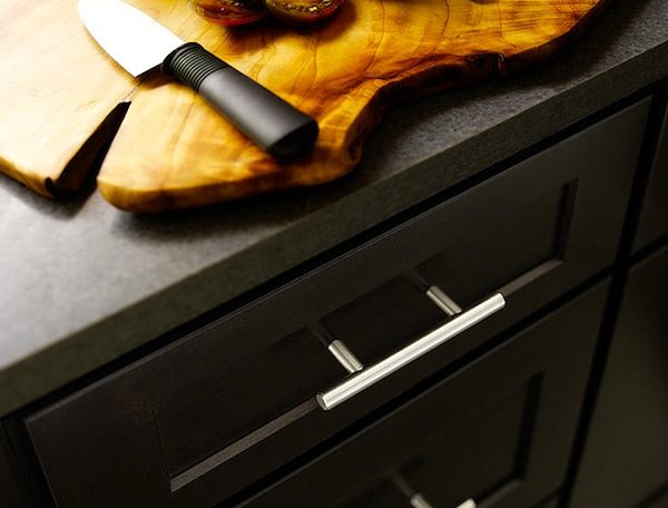 black kitchen cabinets photos