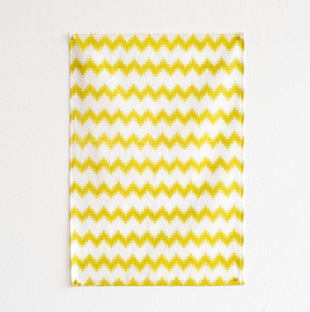 yellow color dishtowel image