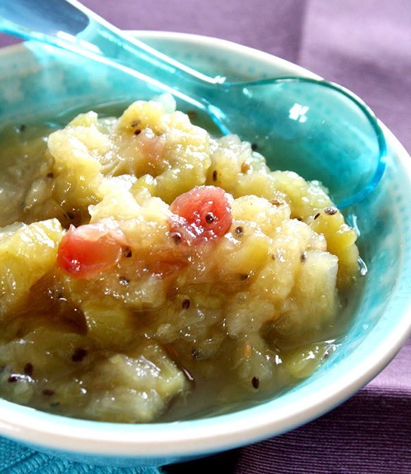 Fruit recipe: Kiwi Apple Sauce — Eatwell101