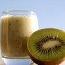 kiwi vitamin smoothie breakfast recipe thumbnail