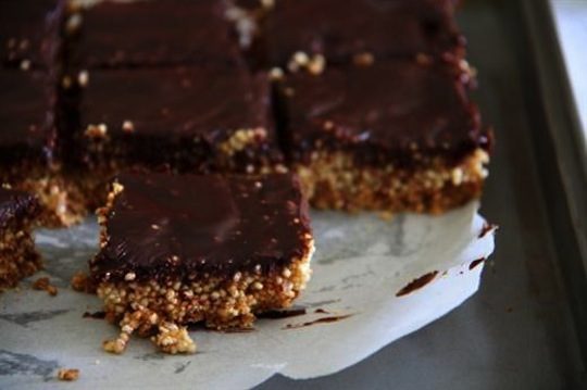 Chocolate Quinoa-Candy Bars