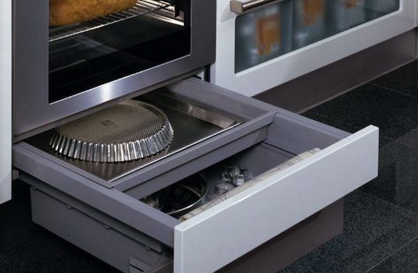 picture of under oven kitchen drawer