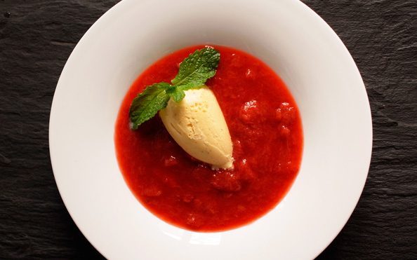 quick strawberry sauce image