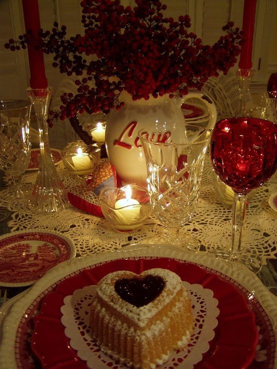 romantic-valentines-day-table-settings-57