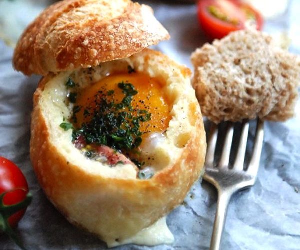 stuffed--egg-bread-buns