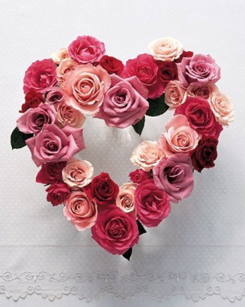 valentines-day-decor-with-flower