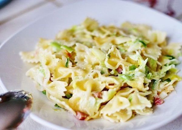 casserole Farfalle with Leek & Bacon