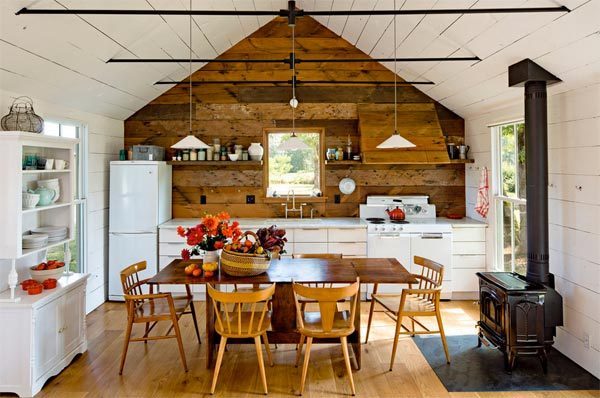 accent wall in the kitchen