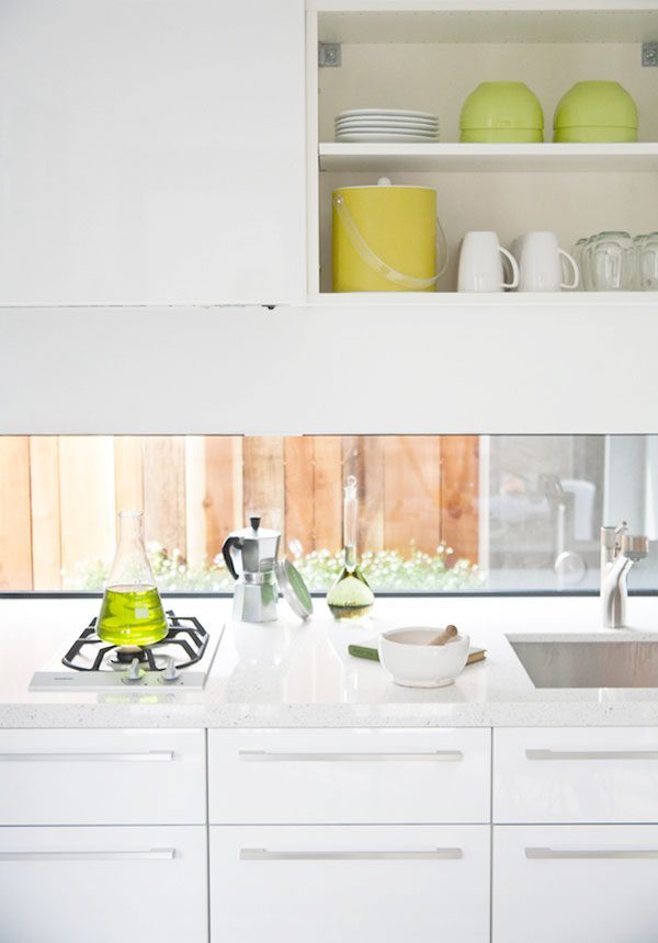 modern-white-kitchenette-05