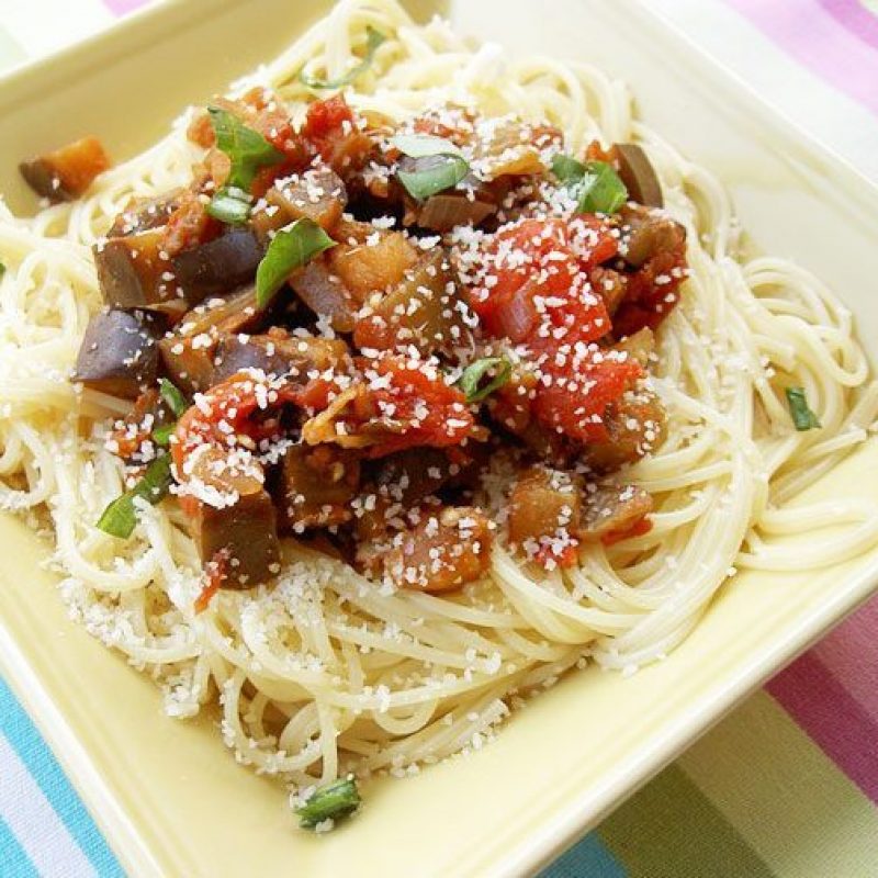 Tomato and Eggplant Sauce Pasta — Eatwell101