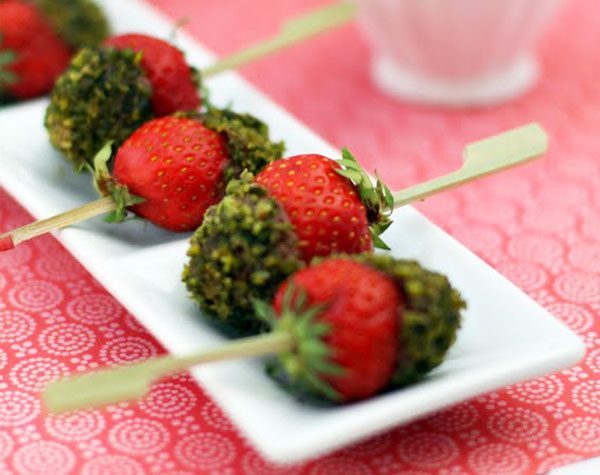 Strawberry chocolate bites