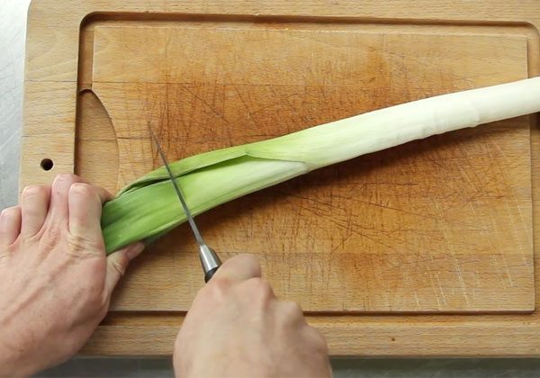 How To Cut Leeks — Eatwell101