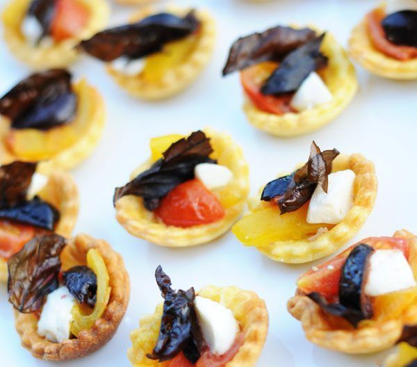 Mini Tartlets with Cherry Tomatoes, Mozzarella and Basil