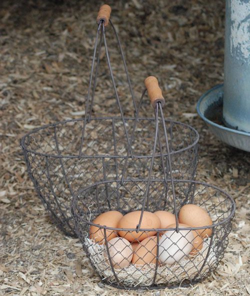 Kitchen  Vintage Wire Chicken Egg Basket Egg Gathering Basket