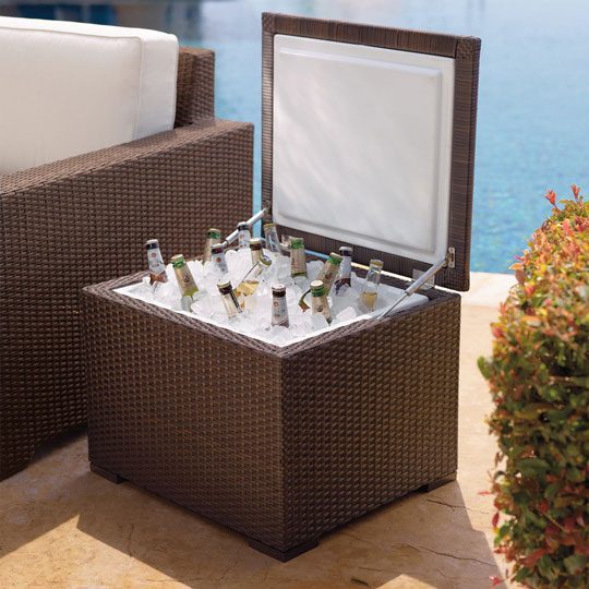 Outdoor Woven Ice Chest
