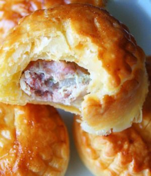 Pork Empanadas with White Wine