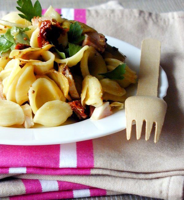 Orecchiette Pasta with Ham, Artichokes & Sun-Dried Tomatoes