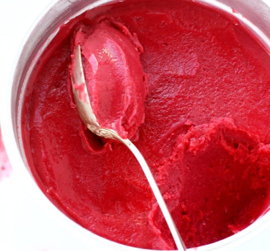 Easy Raspberry Ice Cream Recipe