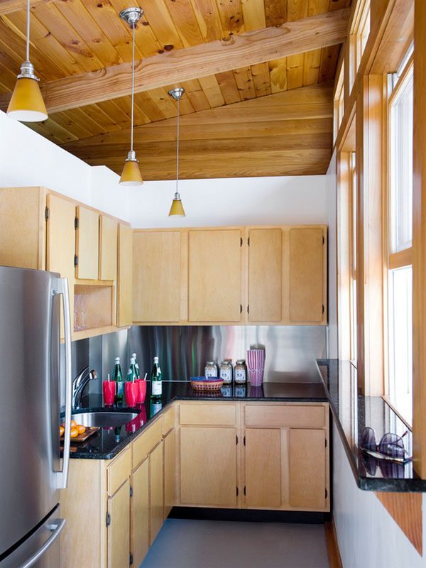 Bright-and-colorful-kitchen-2