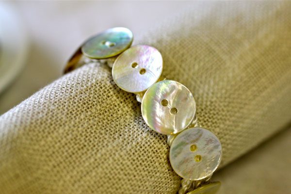 DIY Simple Pretty Button Napkin Rings
