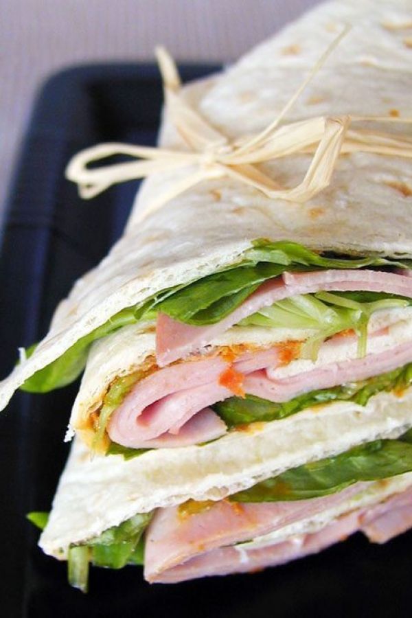 Pesto, Ham, Arugula Sandwich Wrap - #recipe by #eatwell101 - https://www.eatwell101.com/ham-and-pesto-wrap-recipe