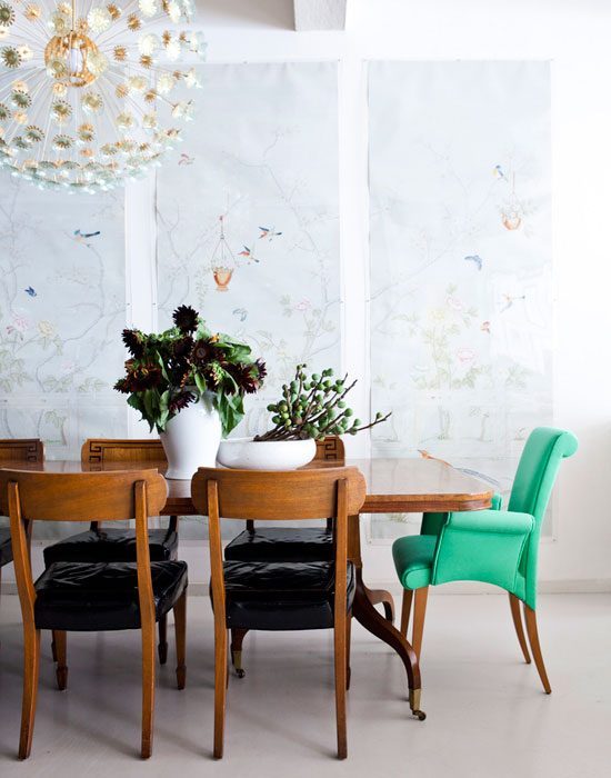 mint accent dining room